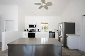 C Breeze 4 Bedroom Home