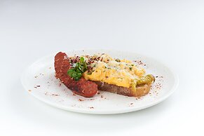 The Lodge, Blacktown - Sydney