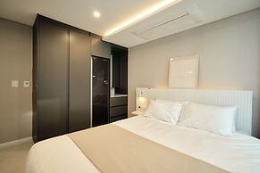 UH FLAT THE SEOCHO