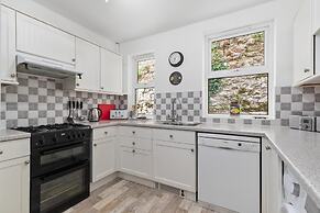 Penlan - Close to Town and Beaches