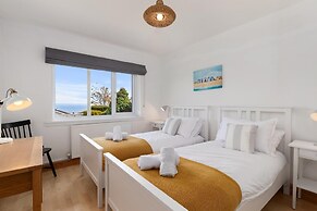 Glen View - Panoramic Sea Views