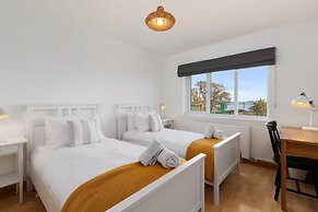 Glen View - Panoramic Sea Views