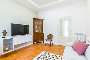 Stanzione Classy Flat at Vomero Central