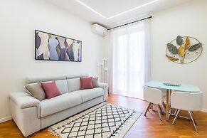 Stanzione Classy Flat at Vomero Central