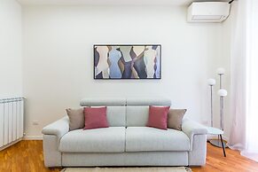 Stanzione Classy Flat at Vomero Central
