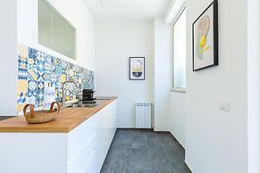 Stanzione Classy Flat at Vomero Central