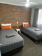 Creswick Motel