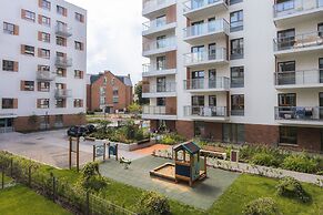 Bright Apartment Gdansk by Renters