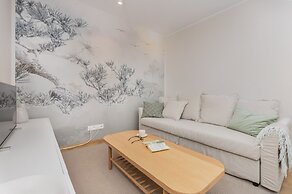 Bright Apartment Gdansk by Renters