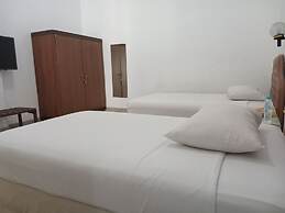 HOTEL CANDI BARU