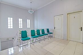 Capital O 92250 Hall & Guesthouse Kowapi Syariah