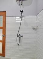 Capital O 92250 Hall & Guesthouse Kowapi Syariah