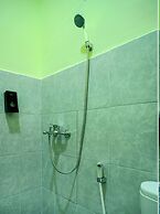 Hotel O Parapat Near Dermaga Ajibata Formerly Pudan Residence 2