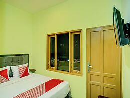 Hotel O Parapat Near Dermaga Ajibata Formerly Pudan Residence 2