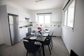 Carme At The Beach - Mythical Sands Resort