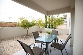 Carme At The Beach - Mythical Sands Resort