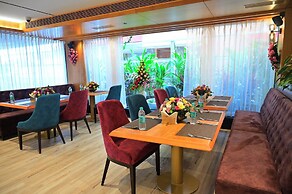 Hotel Golden Riviera