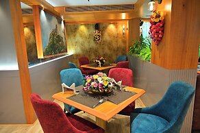 Hotel Golden Riviera