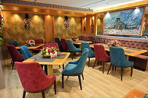 Hotel Golden Riviera