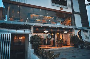 Hotel Golden Riviera