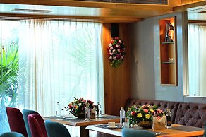 Hotel Golden Riviera