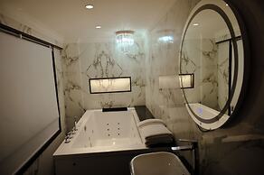 Hotel Golden Riviera