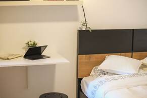 Stunning Modern Studio in Netanya