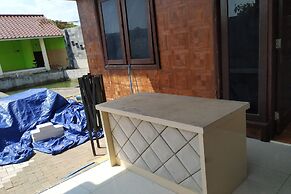 OYO 3887 Potreh Mastekah 2