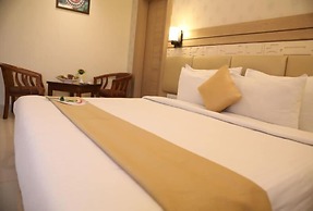 Hotel Kanha's Palm Springs