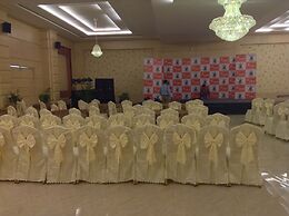 Hotel Kanha's Palm Springs