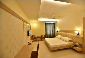 Hotel Kanha's Palm Springs