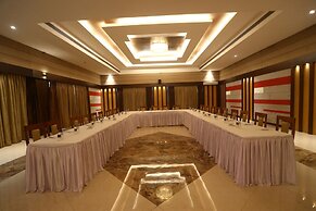 Hotel Kanha's Palm Springs