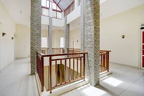 OYO 90173 Innapp Tenggilis Family Residence