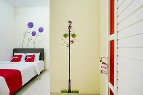 OYO 90173 Innapp Tenggilis Family Residence