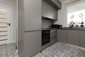 Stylish Apartment With AC by Renters