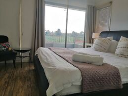 Close Airport Style Home