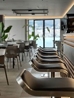 Joelle Premium Hotel