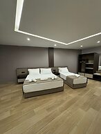 Joelle Premium Hotel