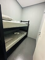 On Hostel gru unidade 2 traslado café