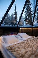 Northern Lights Village Pyhä