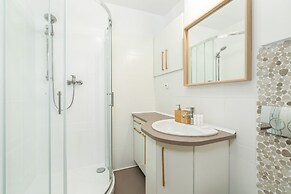 Poznan Apartment Near Old Zoo by Renters