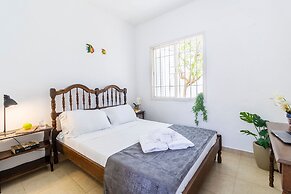 Casa a 50m da Praia com Churrasqueira