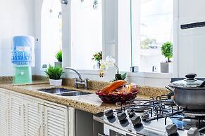 Casa a 50m da Praia com Churrasqueira