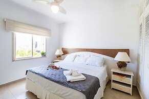 Casa a 50m da Praia com Churrasqueira