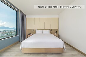 Awaken Danang Hotel