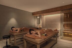 Awaken Danang Hotel