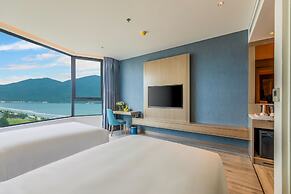 Awaken Danang Hotel