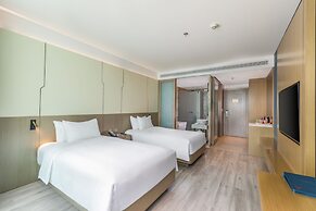 Awaken Danang Hotel
