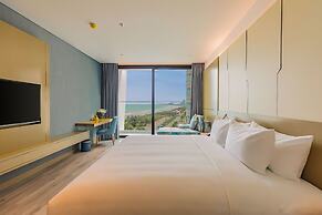 Awaken Danang Hotel