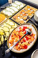 Casa Alhaja by Shiadu